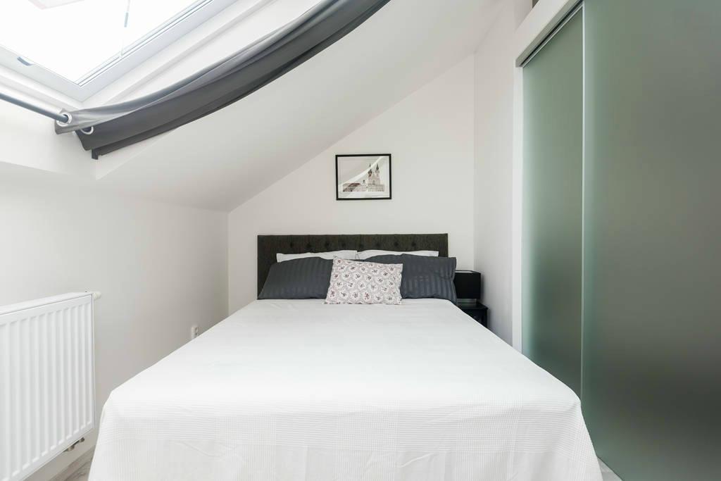 Kent Ridge Loft, Sokolska Apartment Прага Екстериор снимка