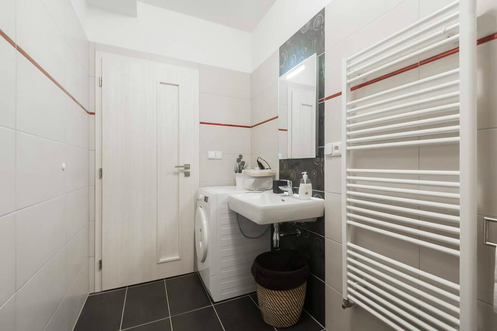 Kent Ridge Loft, Sokolska Apartment Прага Екстериор снимка