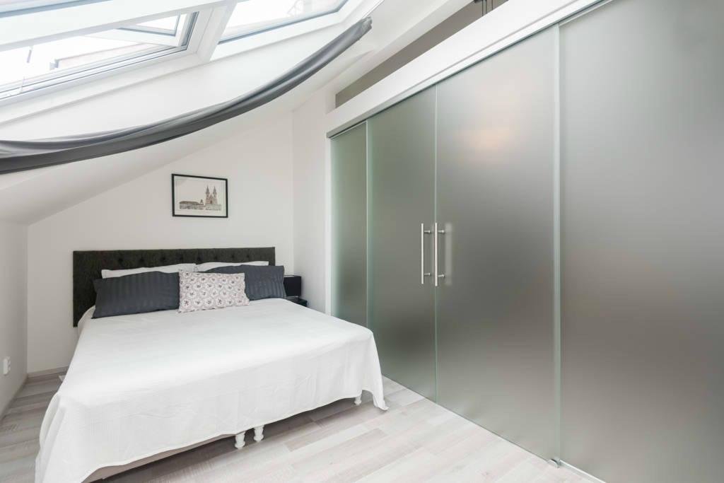 Kent Ridge Loft, Sokolska Apartment Прага Екстериор снимка
